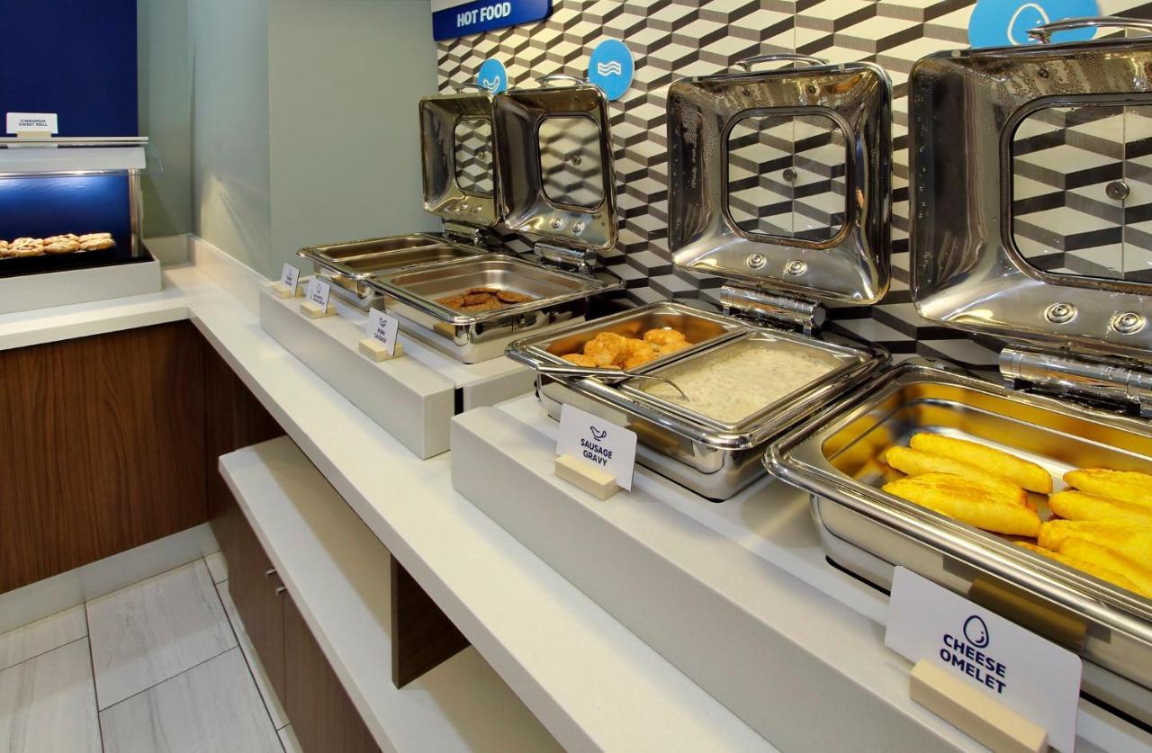 Holiday Inn Express & Suites - Springdale - Fayetteville Area ภายนอก รูปภาพ