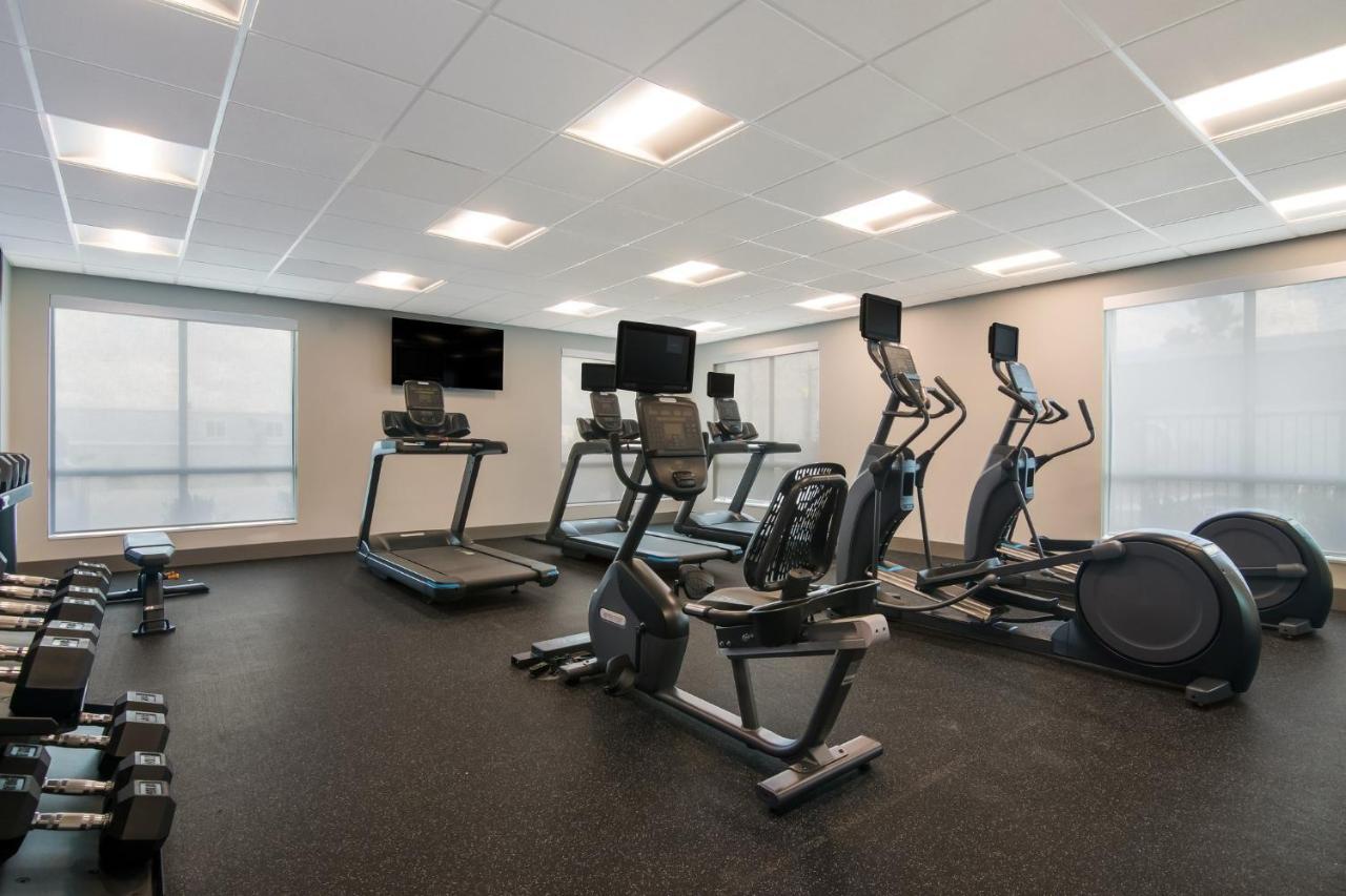 Holiday Inn Express & Suites - Springdale - Fayetteville Area ภายนอก รูปภาพ