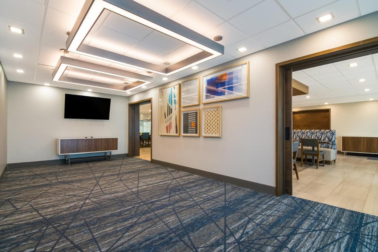 Holiday Inn Express & Suites - Springdale - Fayetteville Area ภายนอก รูปภาพ