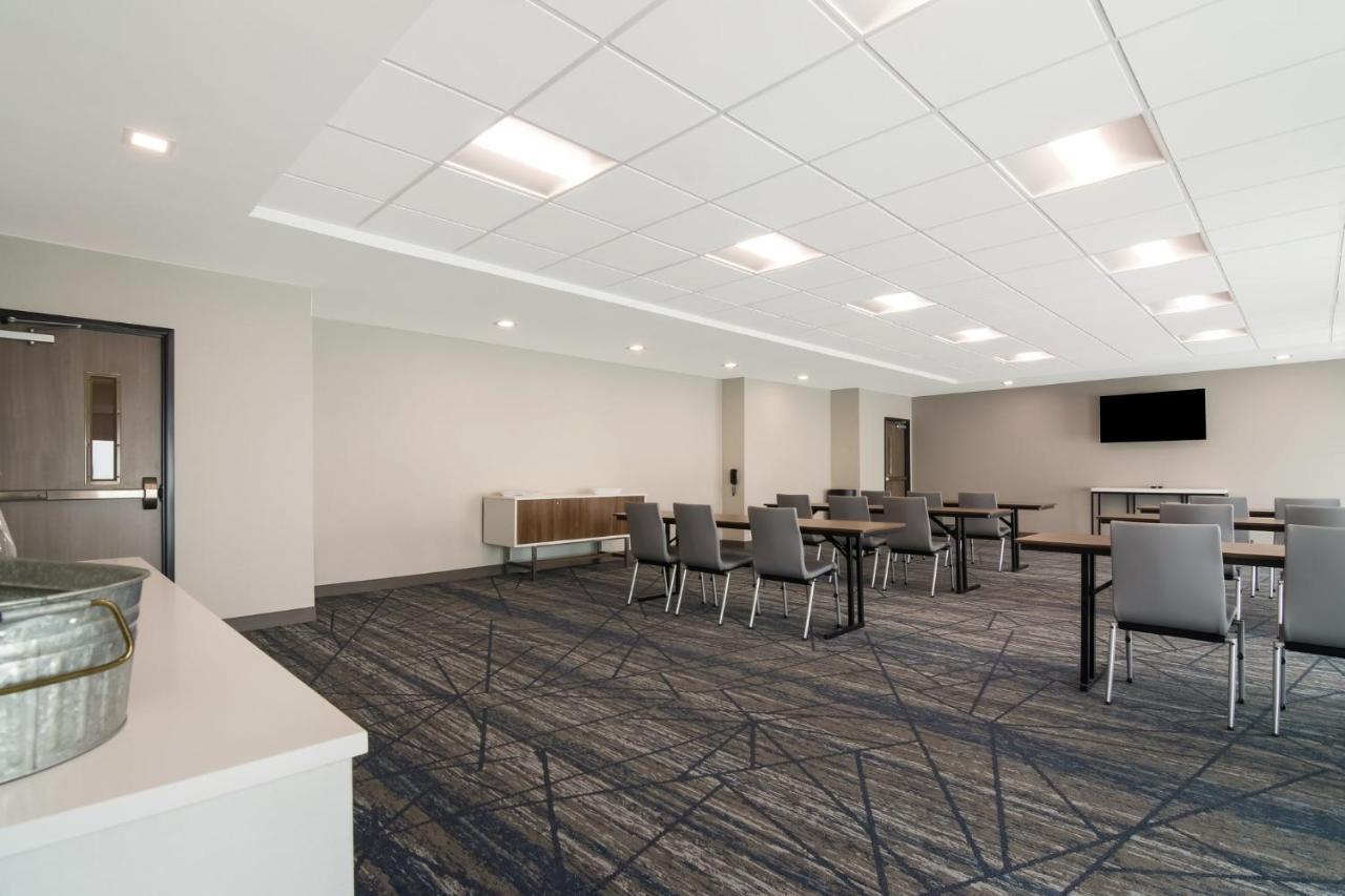 Holiday Inn Express & Suites - Springdale - Fayetteville Area ภายนอก รูปภาพ